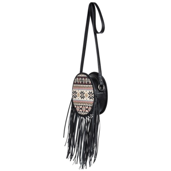 NWT ROXY CROSSBODY FRINGE FESTIVAL BAG (black) - Picture 2 of 8
